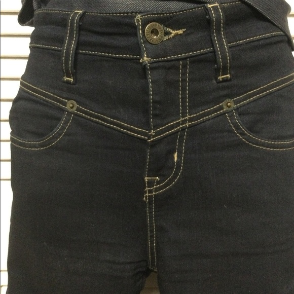 Guess jeans - flared leg denim in dark blue. - Picture 2 of 6